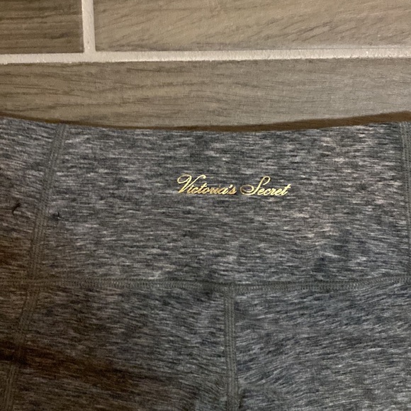 Victoria’s Secret leggings - Picture 2 of 3